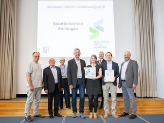 Personen von der Stadtteilschule Stellingen